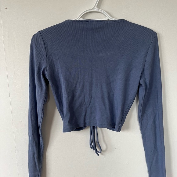 🌲5/$20🌲ZARA blue ruched crop top - Picture 5 of 5